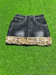 Y2K women's skirts (EV/9)