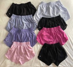 Lululemon mix short. Grade A 23pcs. Grade B 1pcs