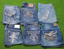 GLORIA VANDERBILT AND OTHER MIX BRANDS MINI SKIRTS..