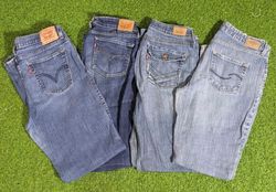LEVI’S FLARE BOOTCUT JEANS