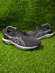 Mix brands shoes