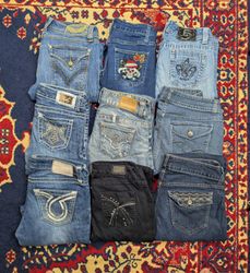 Y2K Embroidered Flared Jeans
