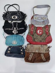 Bolsas grandes com logo Y2K da Kathy e G