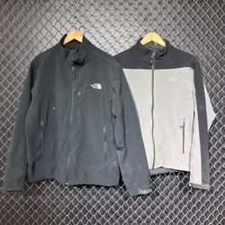 The North Face Track Jackets (FNC:613)