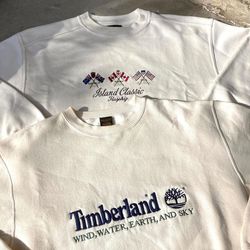 Premium branded sweatshirt Crew neck