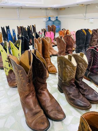 Custom handpick Cowboy boots 50PCs