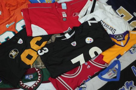 NBA NFL NHL MLB jerseys- 40 pieces