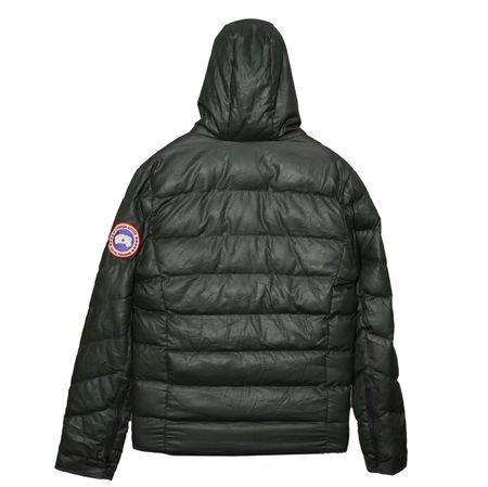 Canada Goose and North Face premium stock! A grade units of jackets and puffers