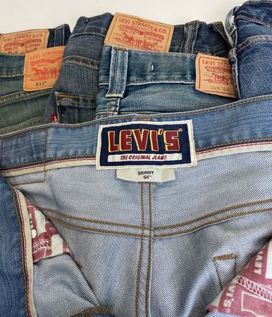 22.5KG LEVI’S MIX GRADE A - 50% OFF SALE