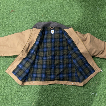 Custom handpick 30 Beige Detroit jacket 50 nike spellout sweat shirt