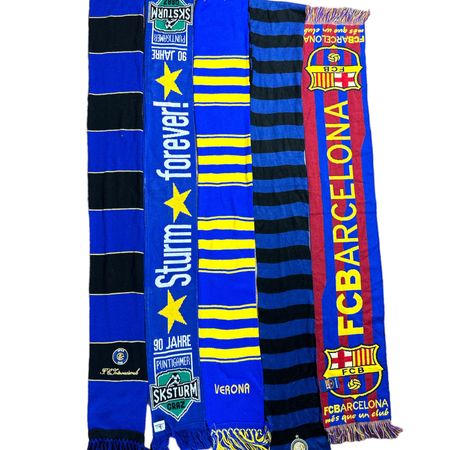 25 x Vintage Football Scarves