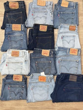 Levi's Jeans 15 PCs