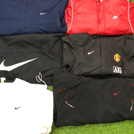 Branded Nike she??l jackets