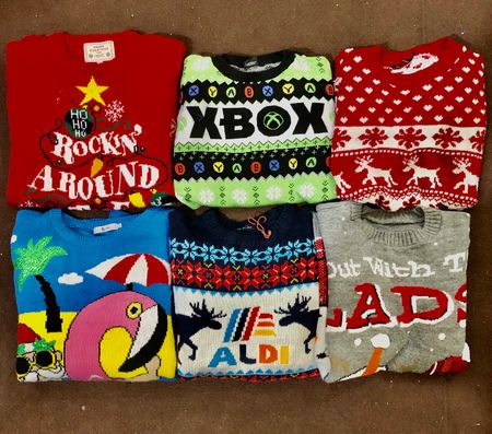 Pulls de Noël 25 pièces