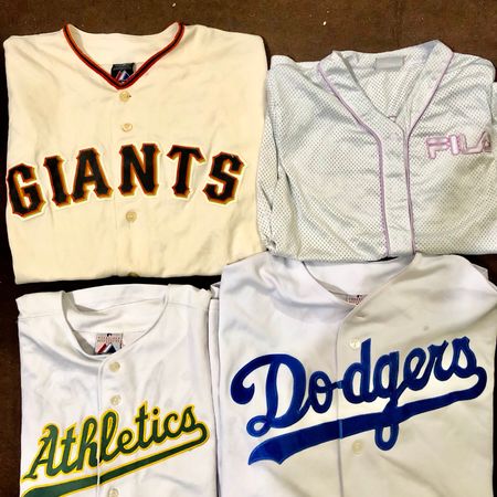 Branded rugby T-shirts 9 pieces