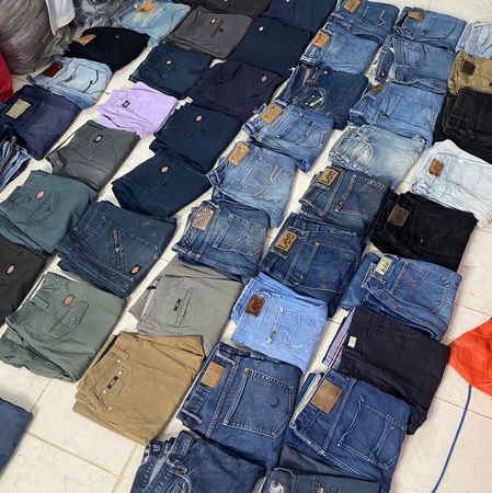 Levis and Mix Pants 50 PCs