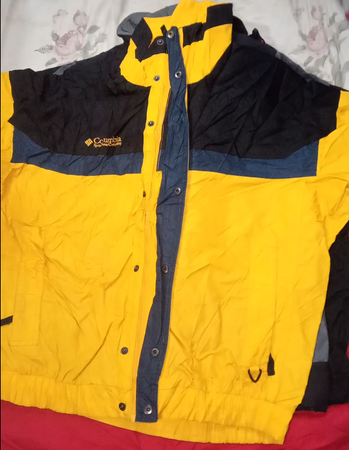 Branded Columbia jackets 28 pieces bundle