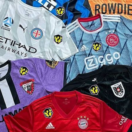 Football Club T-shirts 400 pcs