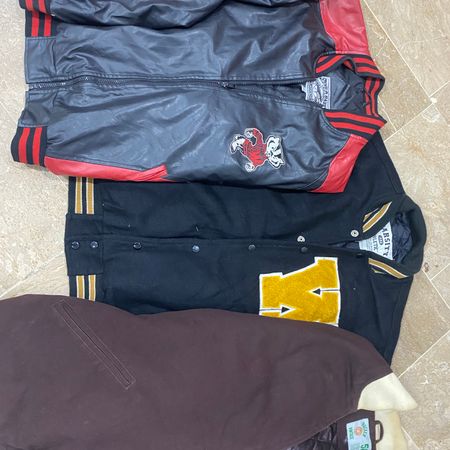 College Varsity Jackets 200 Pcs
