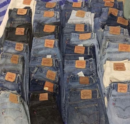 Levi's Jeans - 100 Pieces