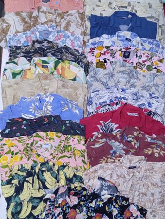 Men Hawaiian Shirts 60 Pcs