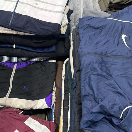 Custom handpick 35 pcs Nike and northface jackets