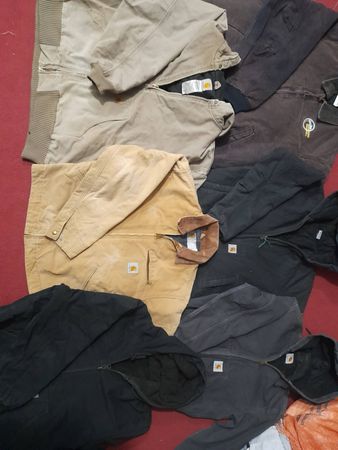 Carharrt jackets 6 pieces