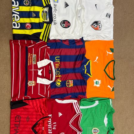 Branded Football Authentic T-Shirts 40 Pieces #385