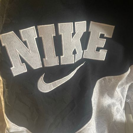 Custom handpick 30 nike spellout sweat shirt