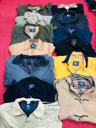 Burberry Harrington Jackets 20 pieces