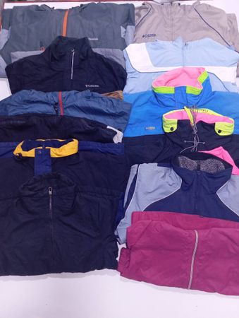 Columbia Jackets Windbreaker And Heavy Jackets 12 Pcs