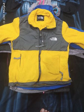 Tnf fleece jackets for kids 20 pieces