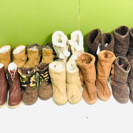 UGG shoes bundle of 10 pairs