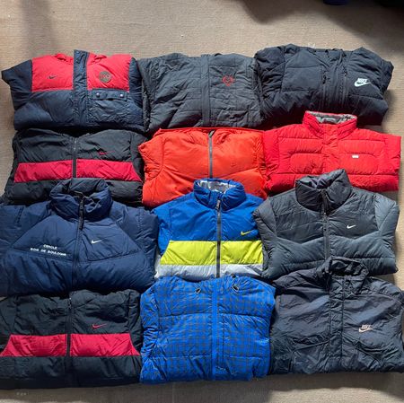 Branded Nike Puffers ———25pcs