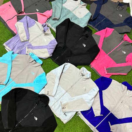The North Face Fleece Jackets 33-Pieces + 4 Pieces gift