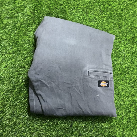 30 Pcs Time-Tested Style: Vintage Dickies Deals You Can't Miss / Grade C