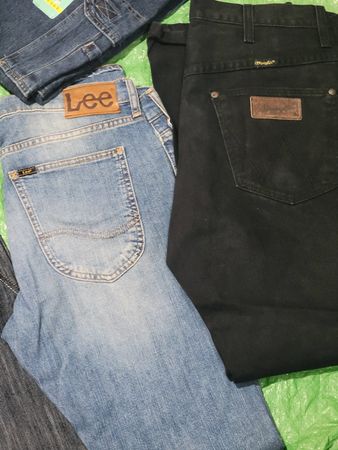 Jeans paint