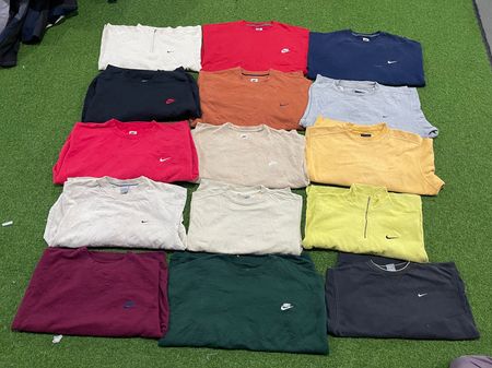 Vintage nike jumpers