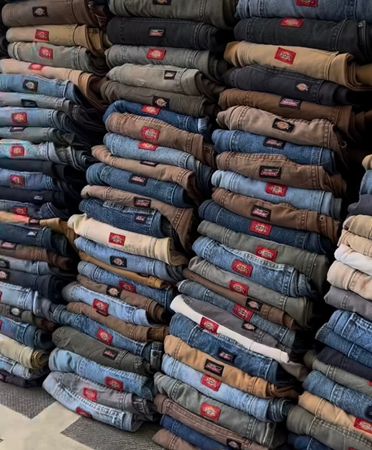 A Grade Carhartt Dickies - 25 Pieces