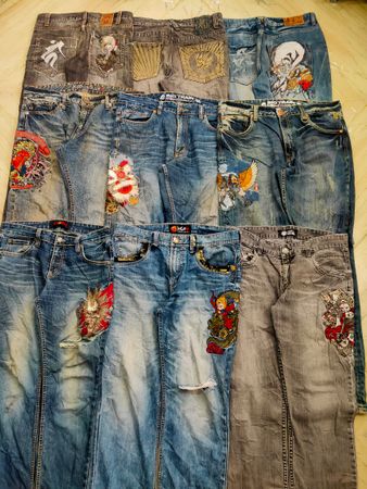 Dénims brodés japonais