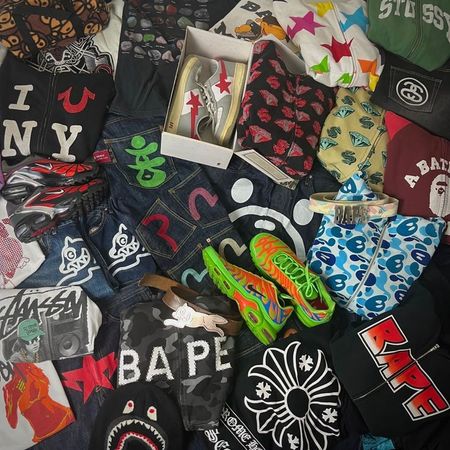 25KG STREETWEAR / HYPE / LUXURY BALE - 50% OFF SALE