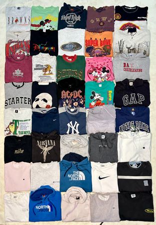 Pulls et sweats vintage authentiques, 40 pièces