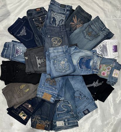 Y2K Women Flared Jeans 25 Pieces