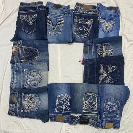 Y2K刺繍ブーツカットジーンズ