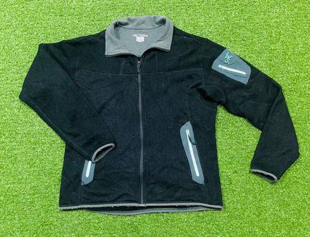 Arc'teryx Jacket, 12 Pieces