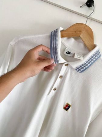 ナイキ Tシャツ