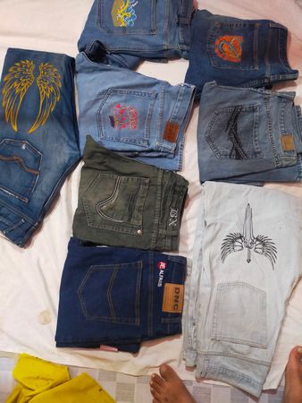Id 34 brand polo and other mix brands total  17 pieces