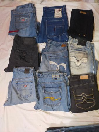 Id 37 brand   hip pop baggy fubu rockwear and polo U S A polo  and other mix brands total 13