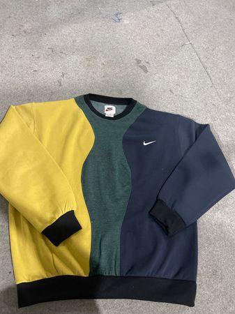 50 piezas de sudaderas nike
