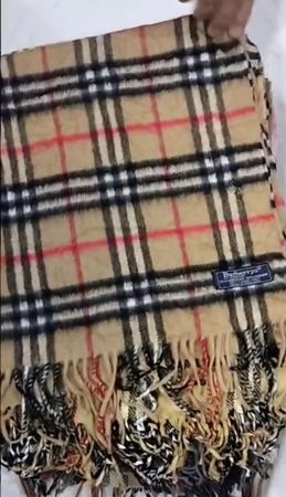 Écharpes Burbery 100 % authentiques